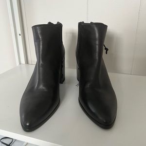 Stuarts Weitzman Boots